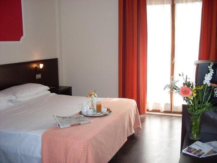 Hotel Isola Di Lauria Lauria Inferiore Chambre photo